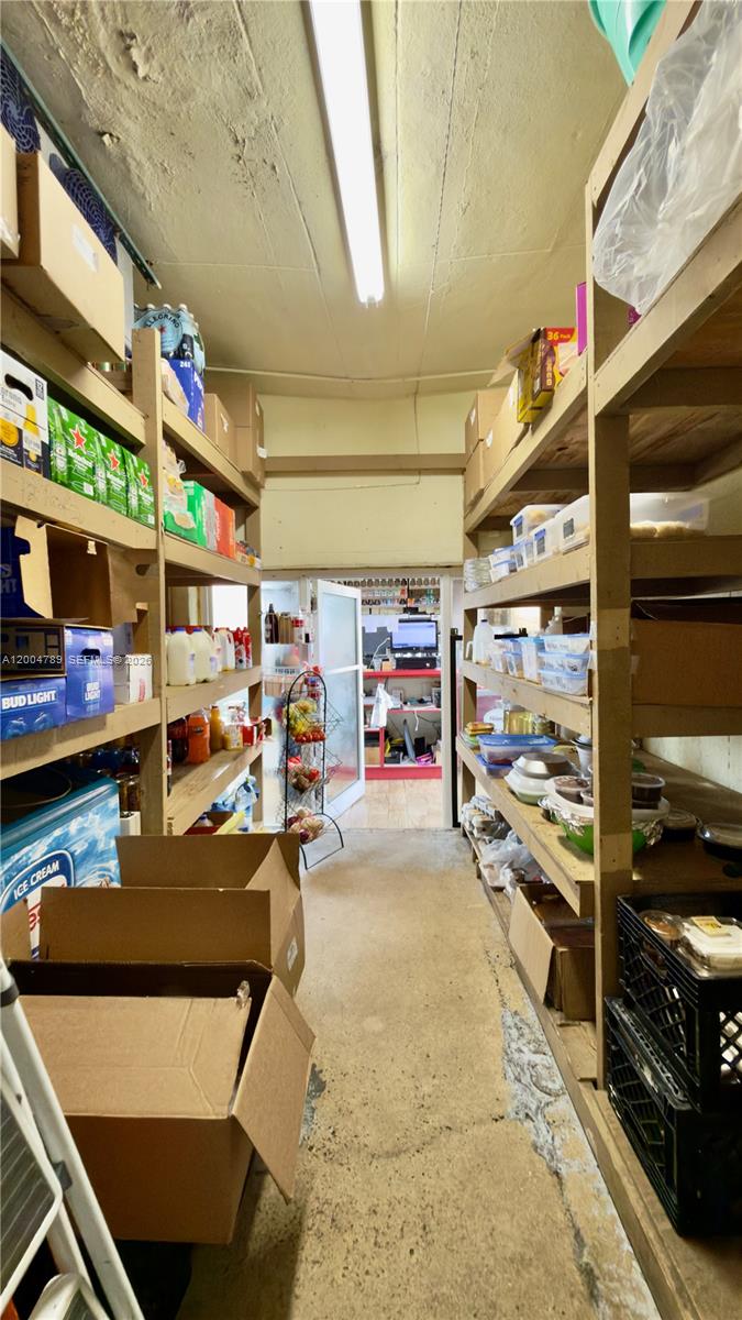 Farm Store Coral Gables Property Photo 17