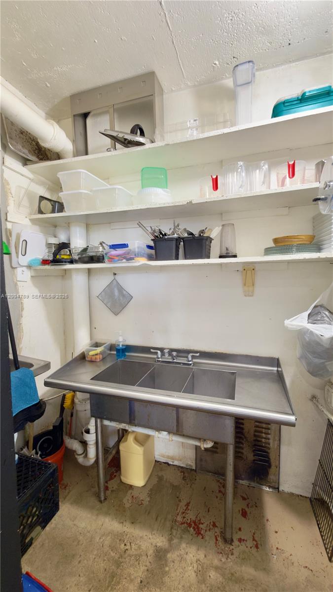 Farm Store Coral Gables Property Photo 21
