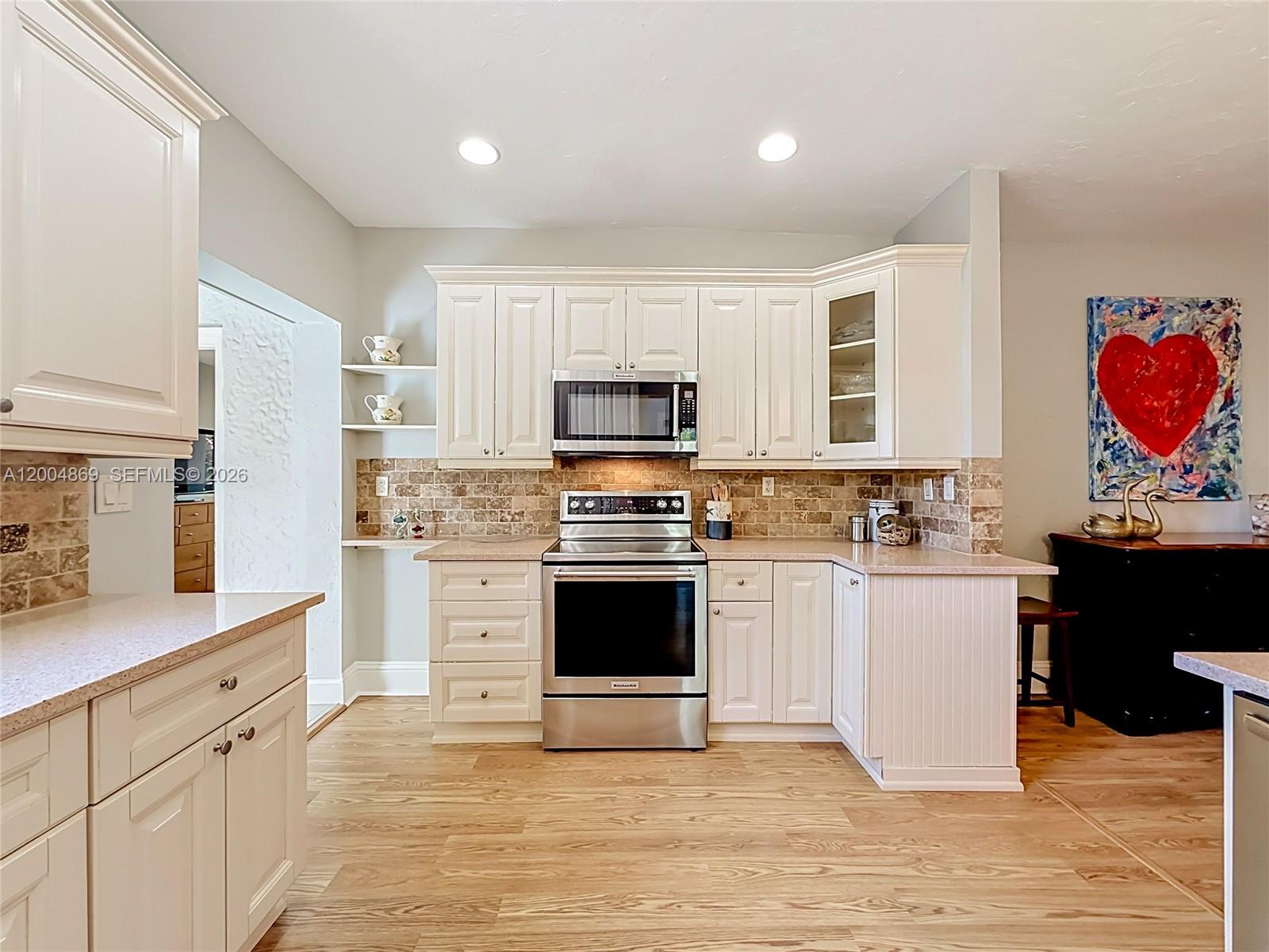 1029 Harrison Street Property Photo 13