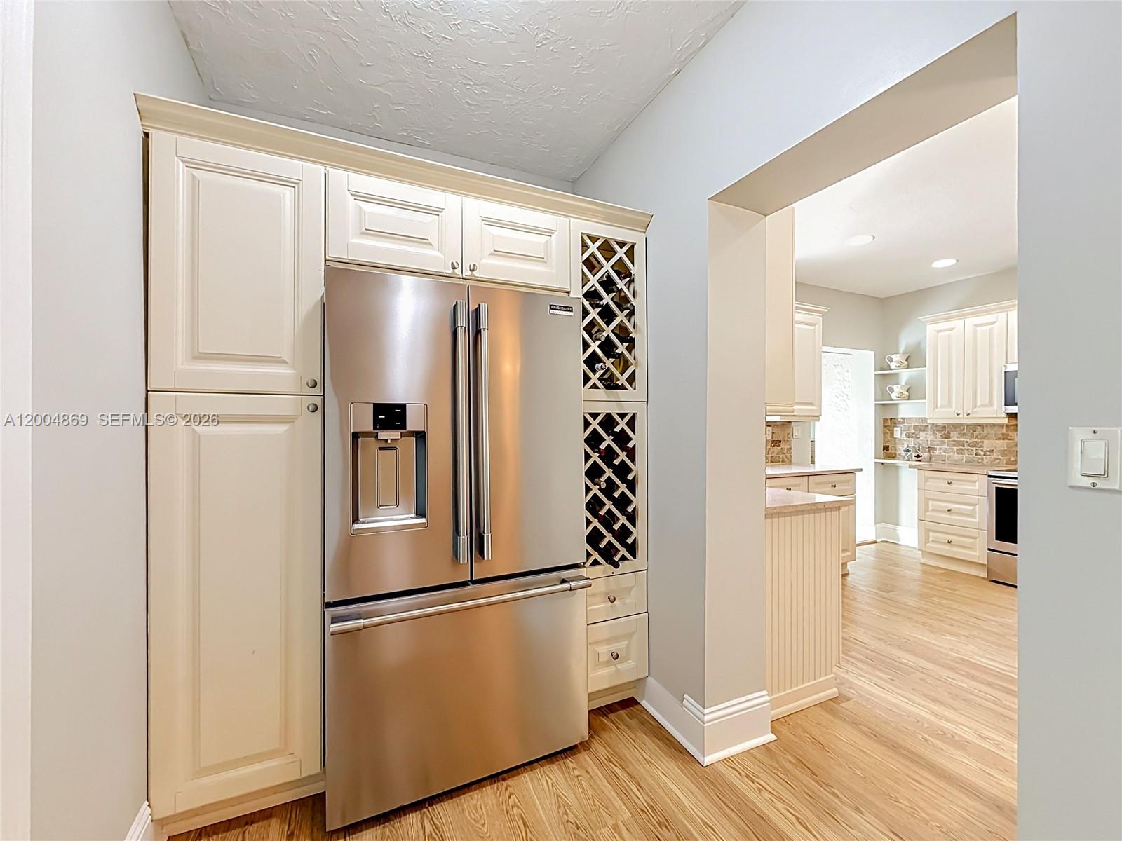 1029 Harrison Street Property Photo 14