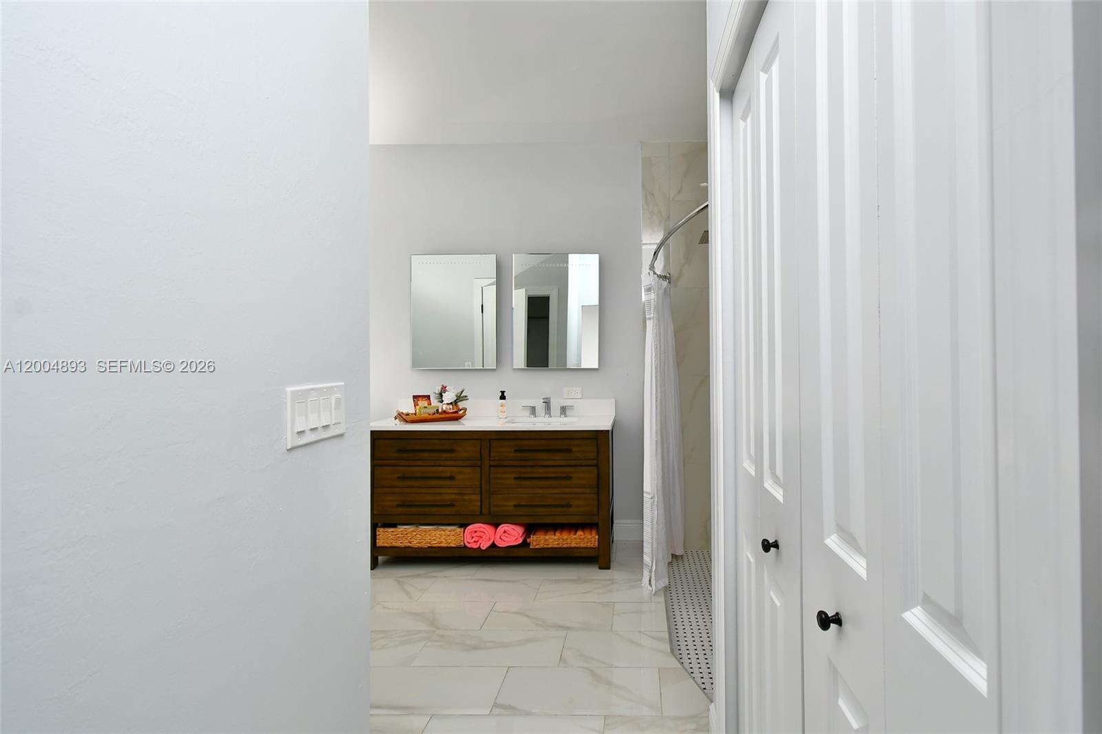 7655 17th Place Property Photo 19
