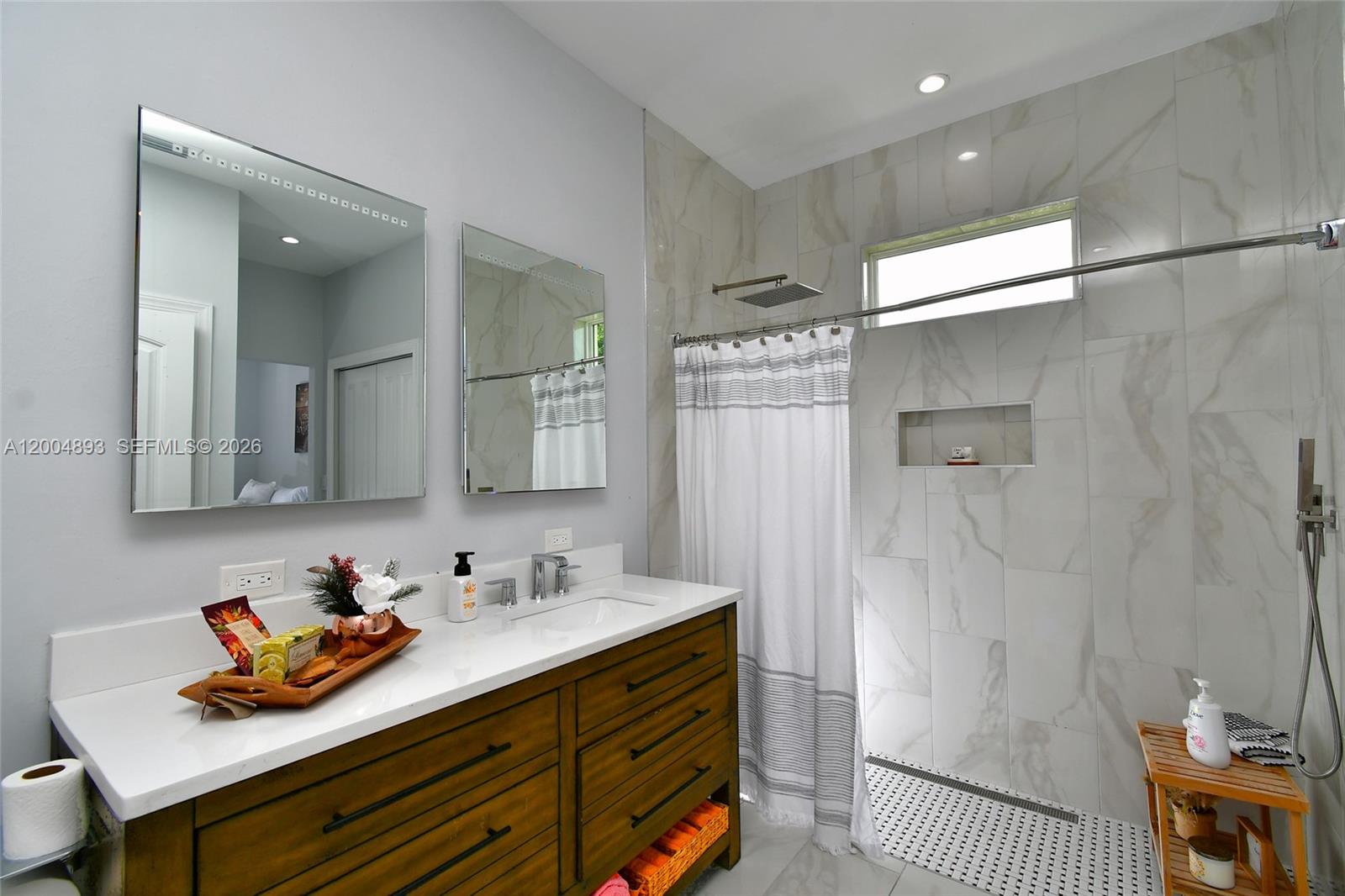 7655 17th Place Property Photo 21