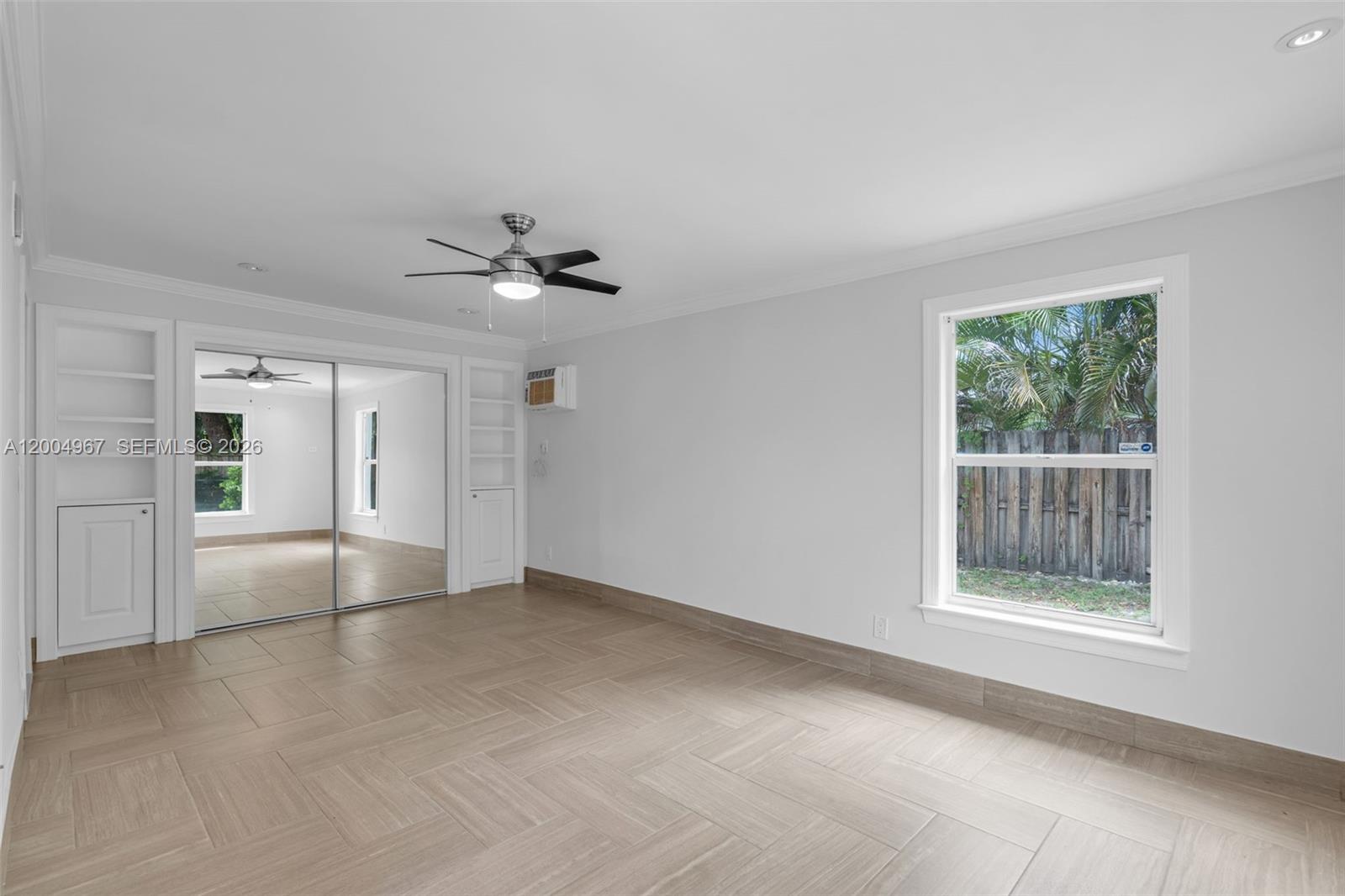 A12004967 Property Photo 12