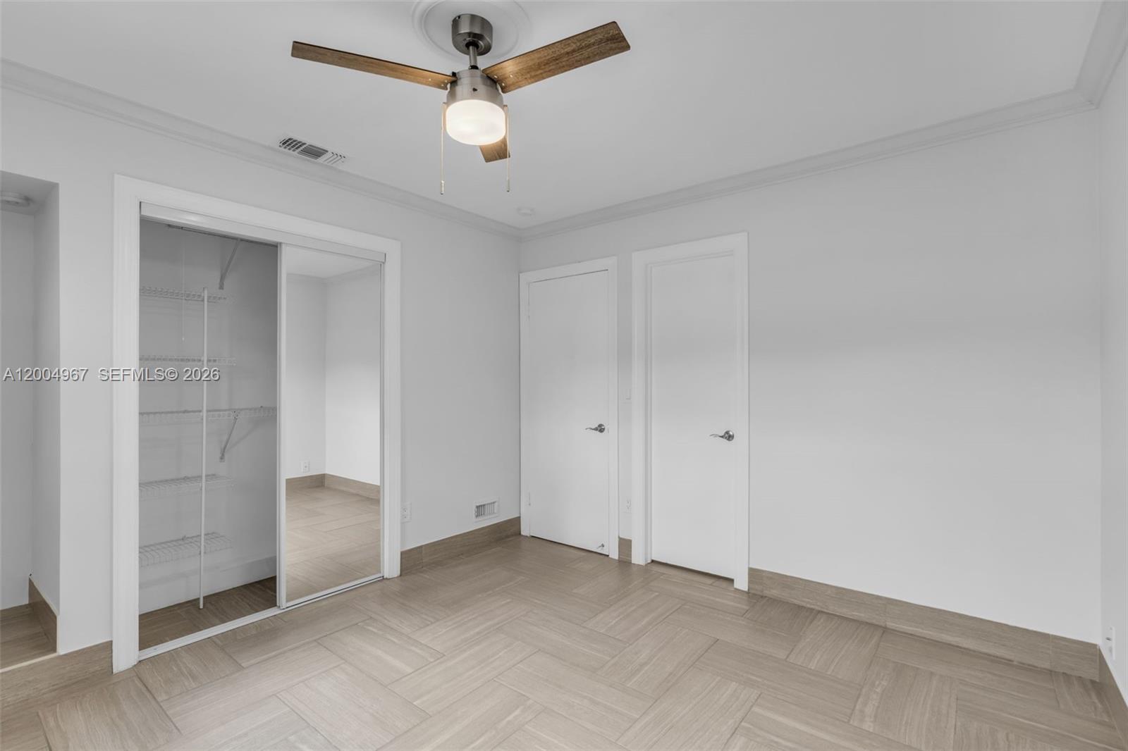 A12004967 Property Photo 31