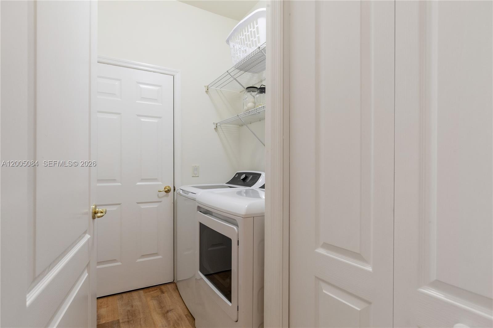 1896 Crestview Way Property Photo 72