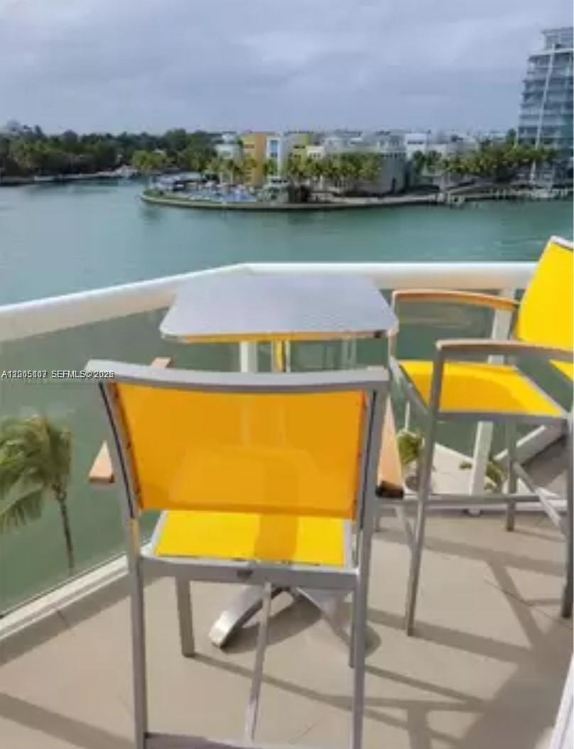 5880 Collins Avenue 604 Property Photo 6