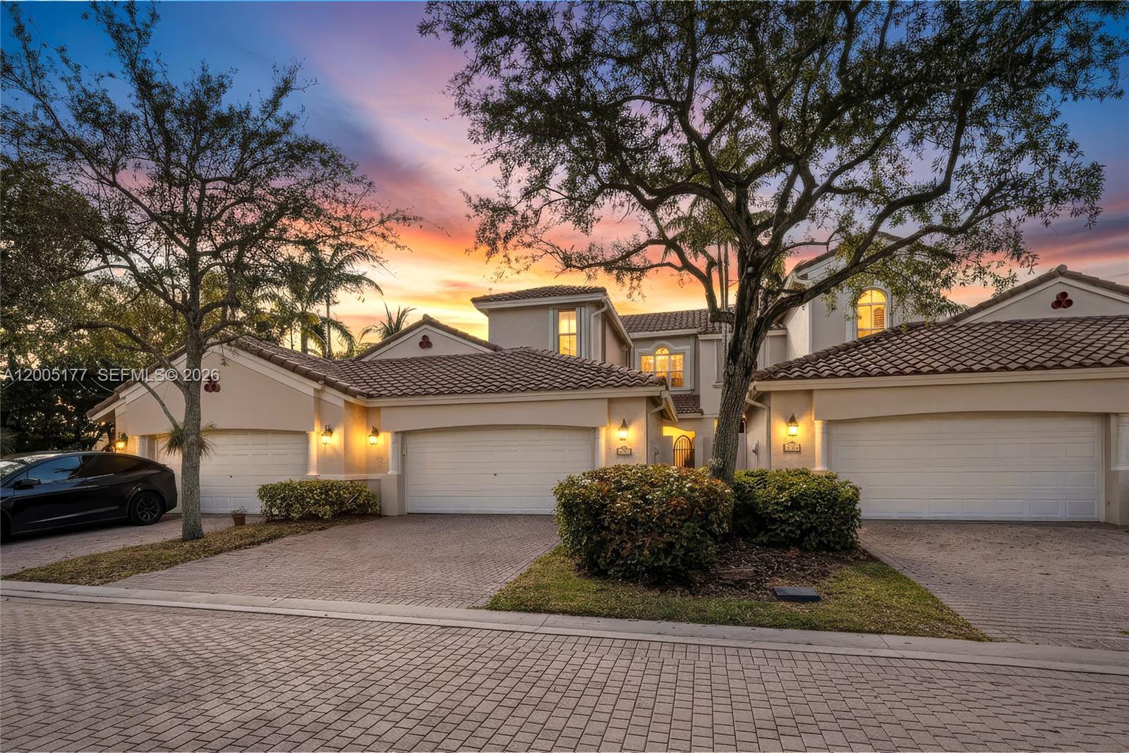 1366 W Harbor View W Property Photo 3