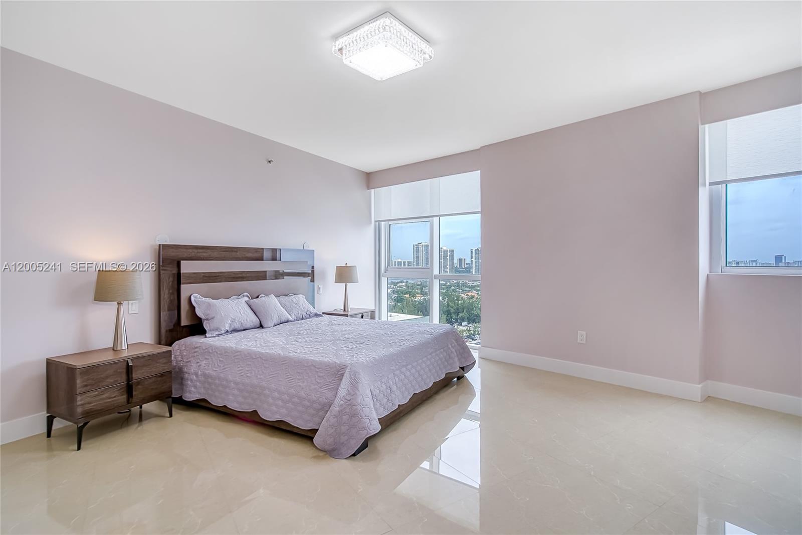 18201 Collins Avenue 1701 Property Photo 18