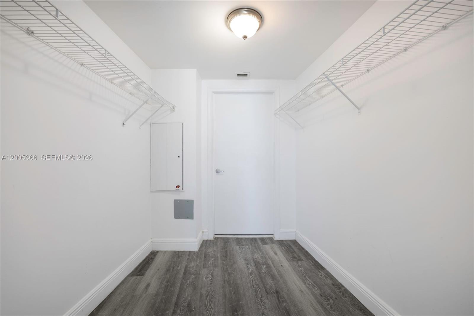 1750 N Bayshore Drive 3801 Property Photo 15