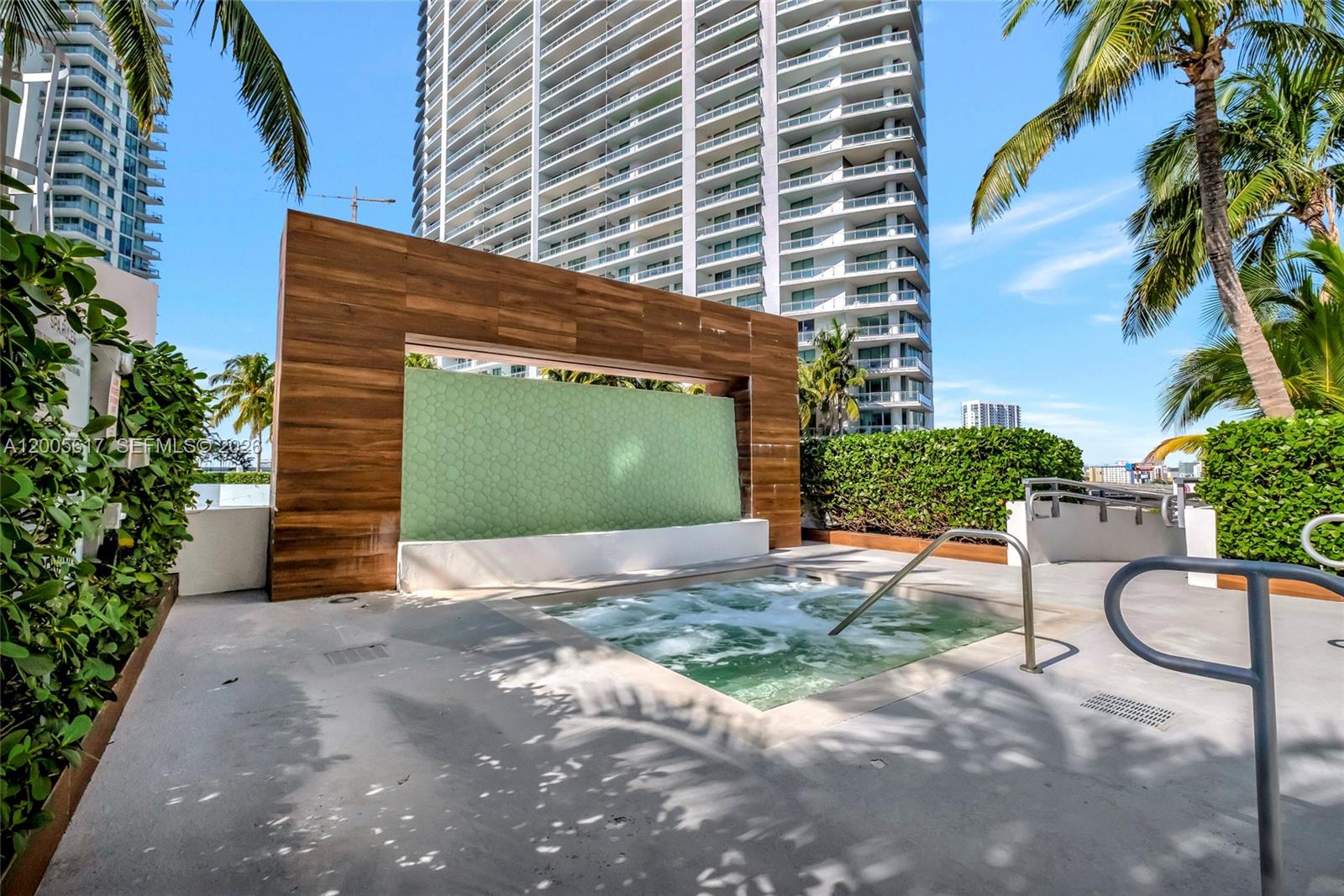 350 S Miami Avenue 2813 Property Photo 18