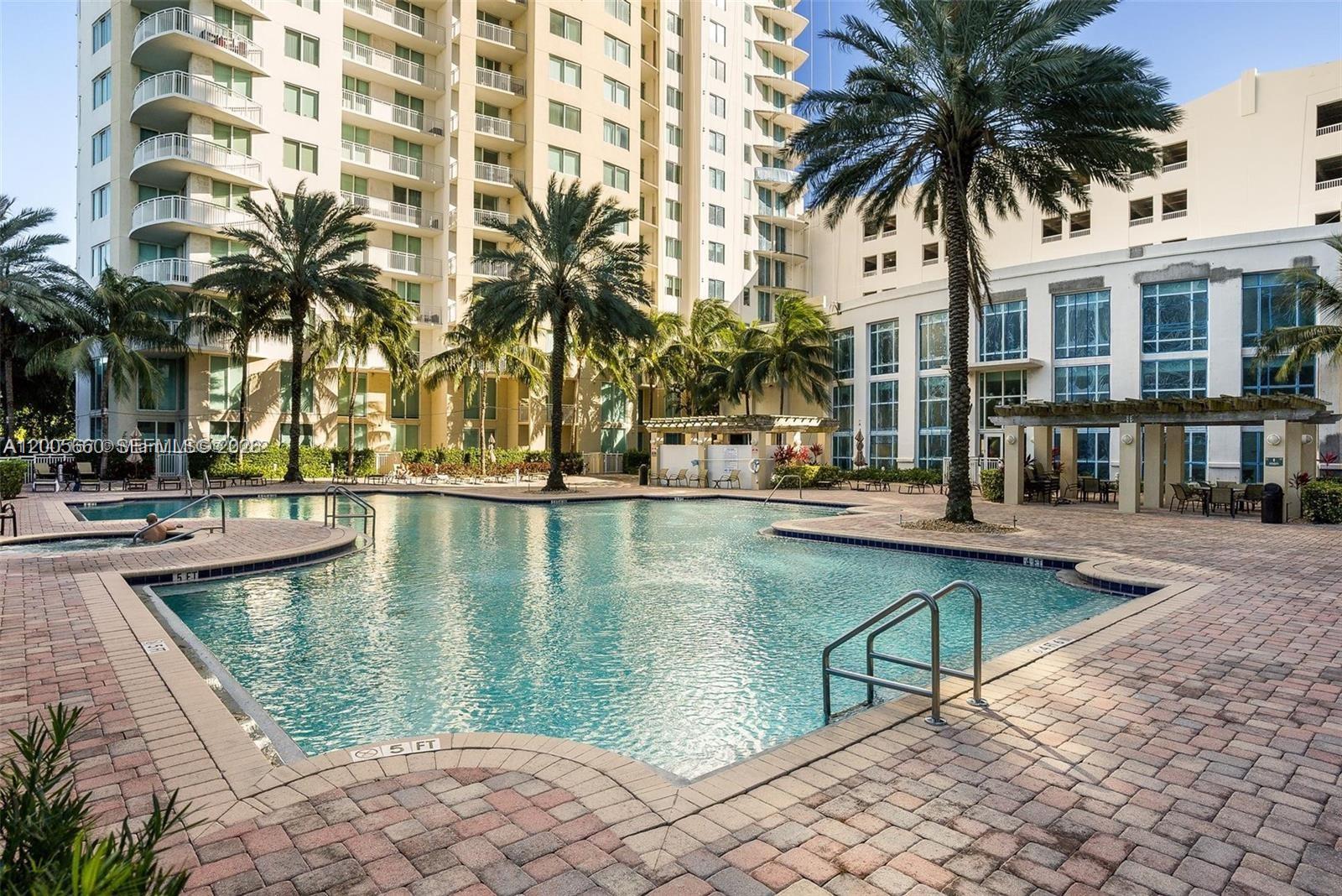 1745 E Hallandale Beach Boulevard 301w Property Photo 14