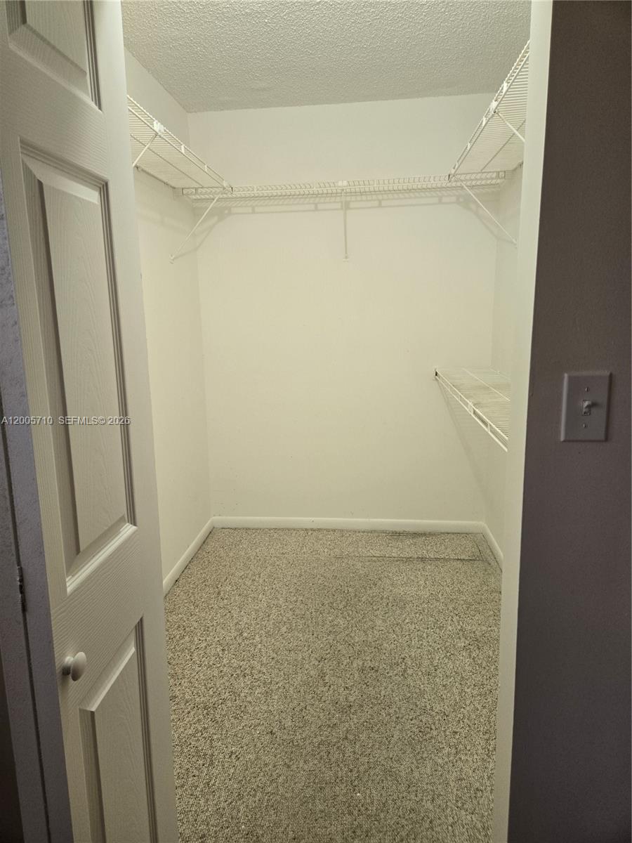 9610 S Belfort Circle 107 Property Photo 11