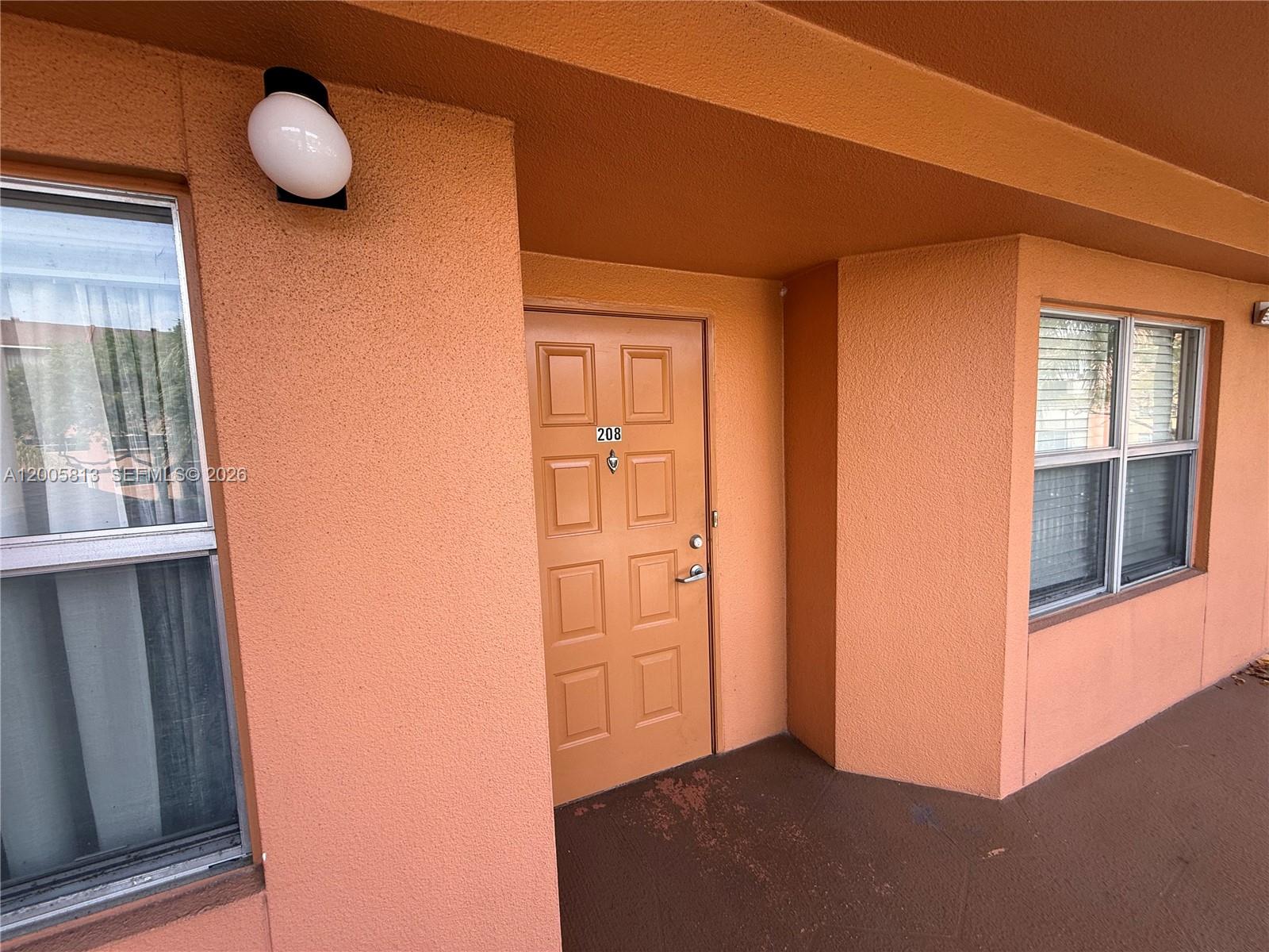 571 Sw 141st Avenue 208n Property Photo 3