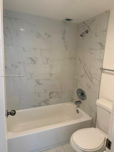 7031 Environ Boulevard 221 Property Photo 3