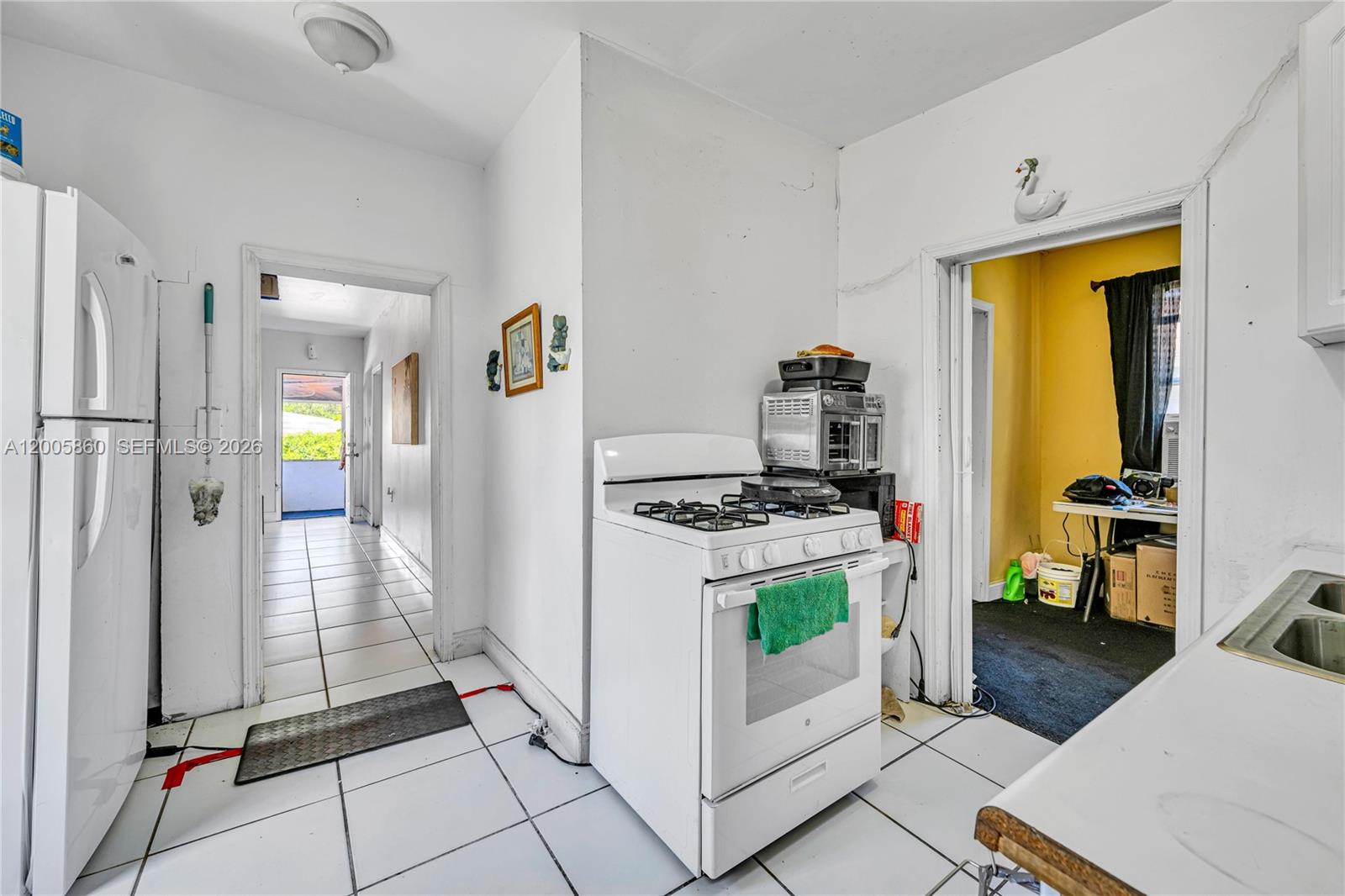 3420 Charles Avenue Property Photo 10