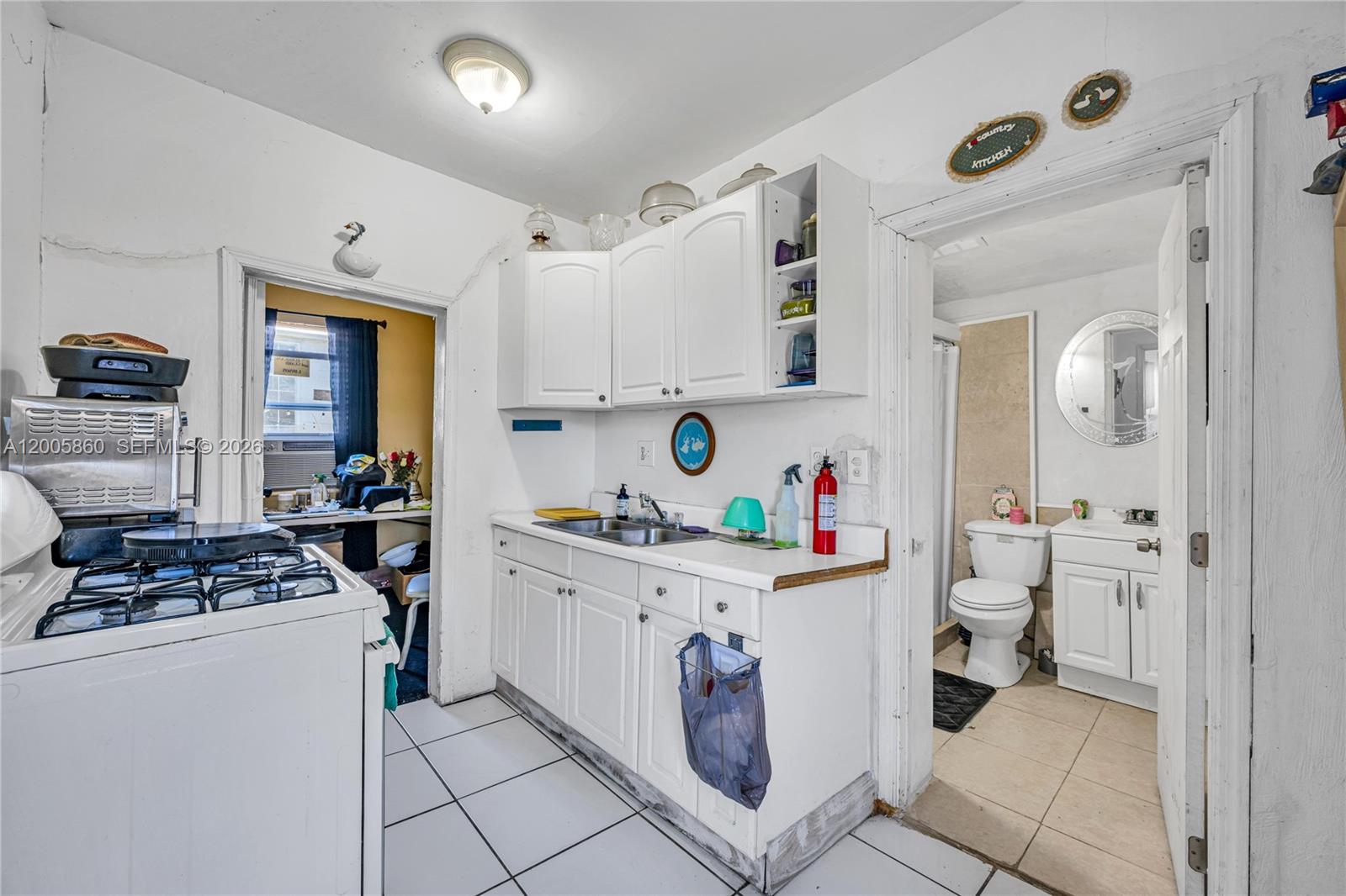 3420 Charles Avenue Property Photo 12