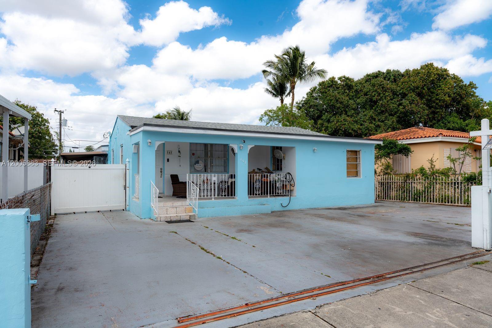 141 E 16th Street Property Photo 1