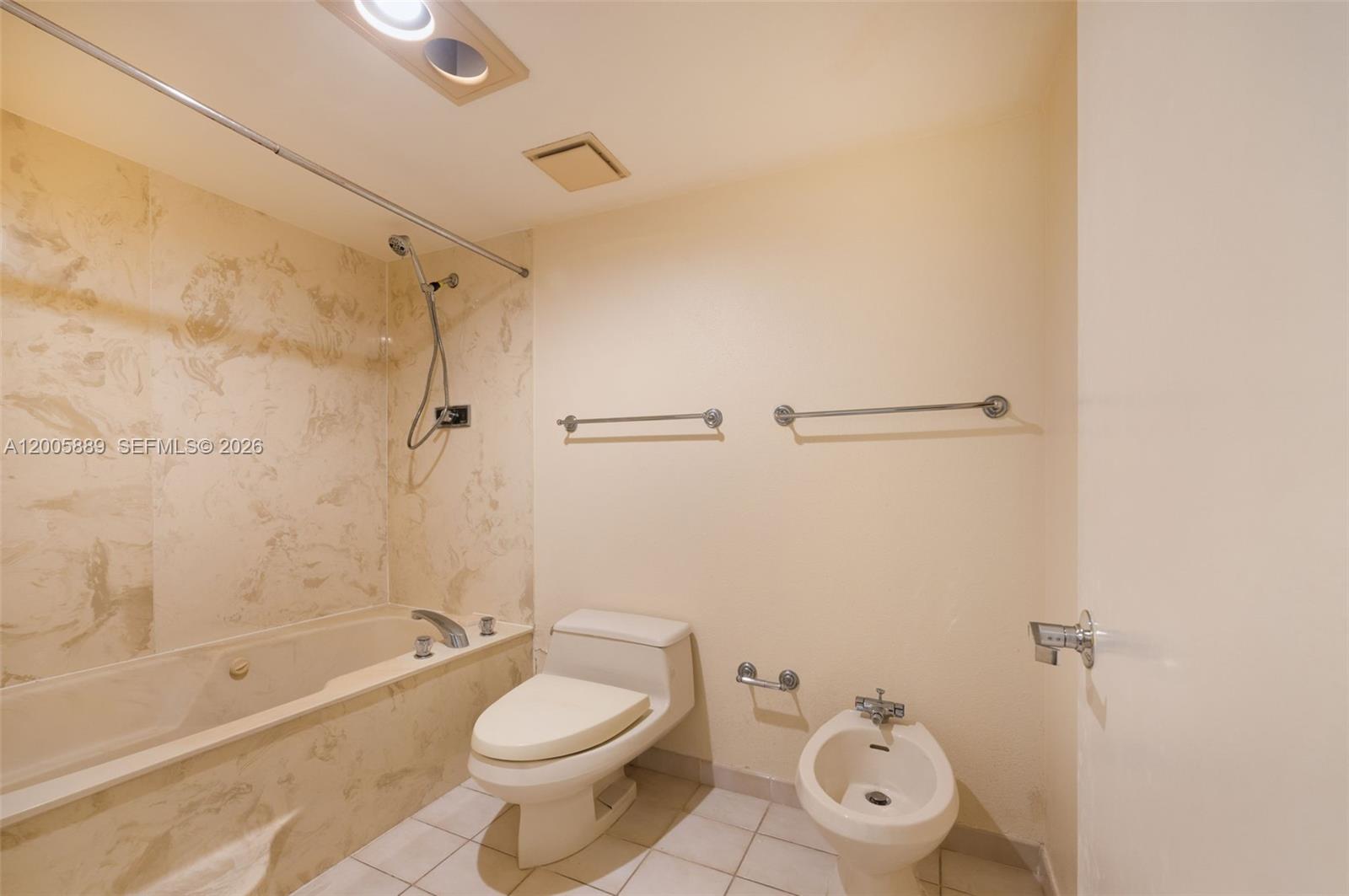 520 Brickell Key Drive A1001 Property Photo 16