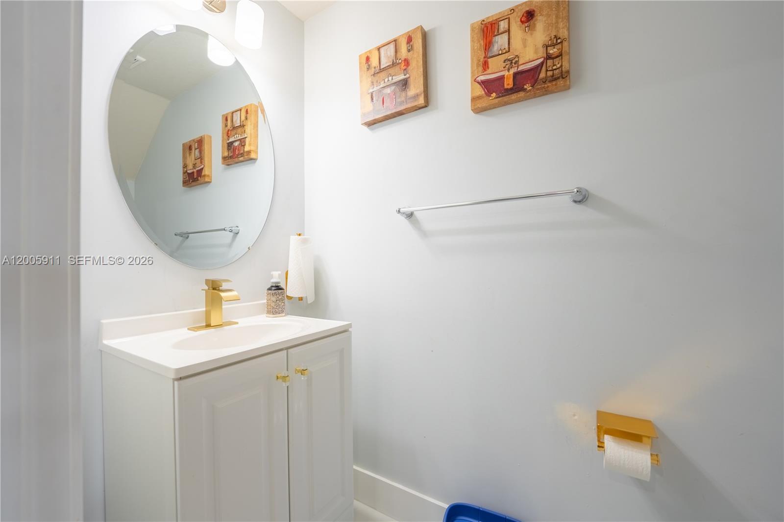 A12005911 Property Photo 28