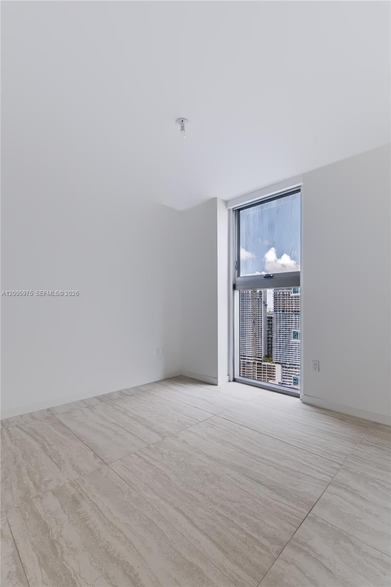 77 Se 5th Street 4106 Property Photo 24