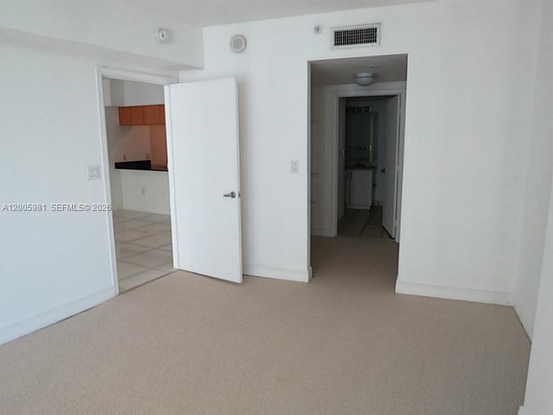 1750 N Bayshore Drive 2909 Property Photo 8