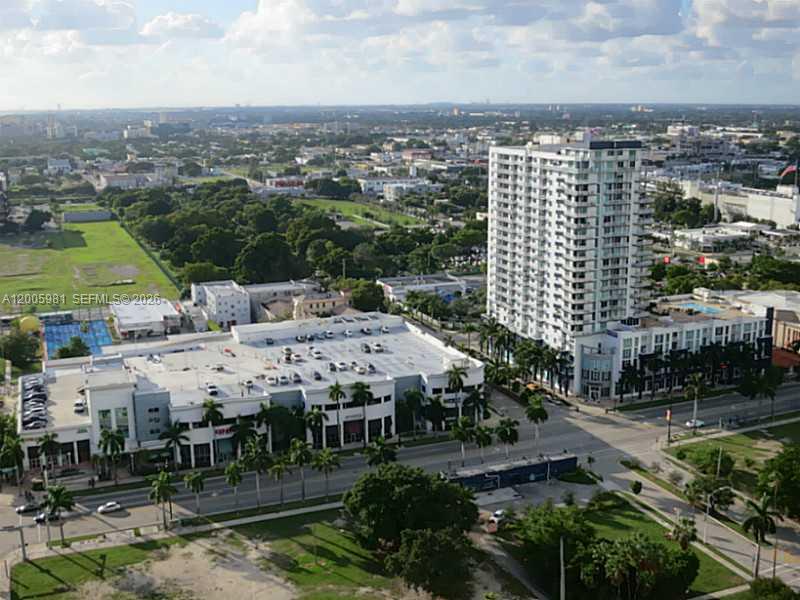 1750 N Bayshore Drive 2909 Property Photo 13