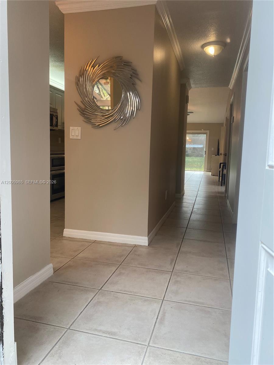 803 Sw 119th Way Property Photo 3