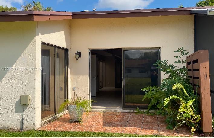 803 Sw 119th Way Property Photo 9