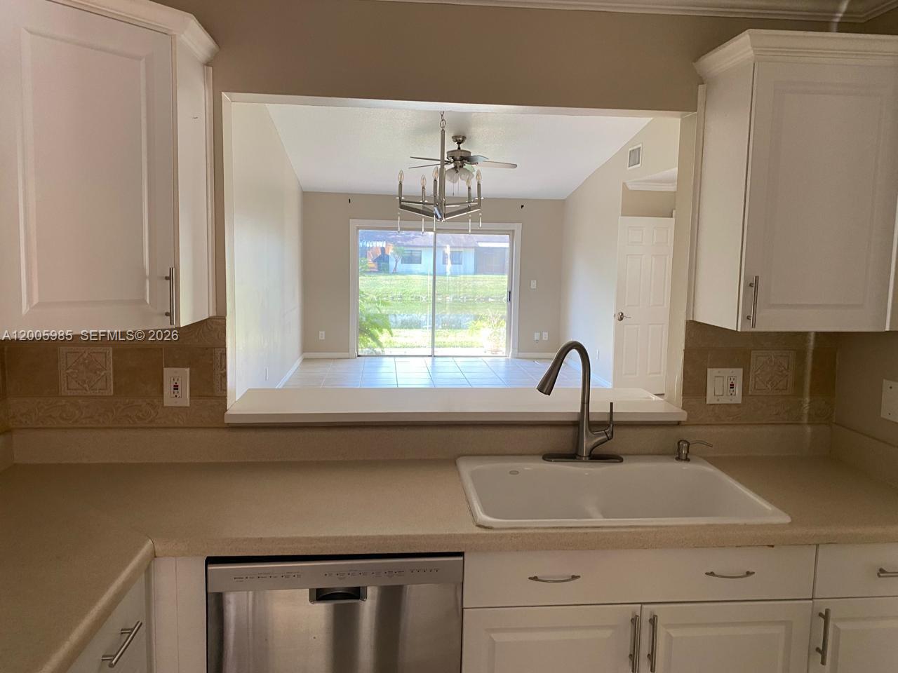 803 Sw 119th Way Property Photo 10