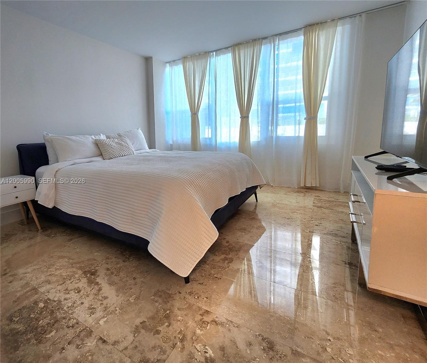 3505 S Ocean Drive 209 Property Photo 9
