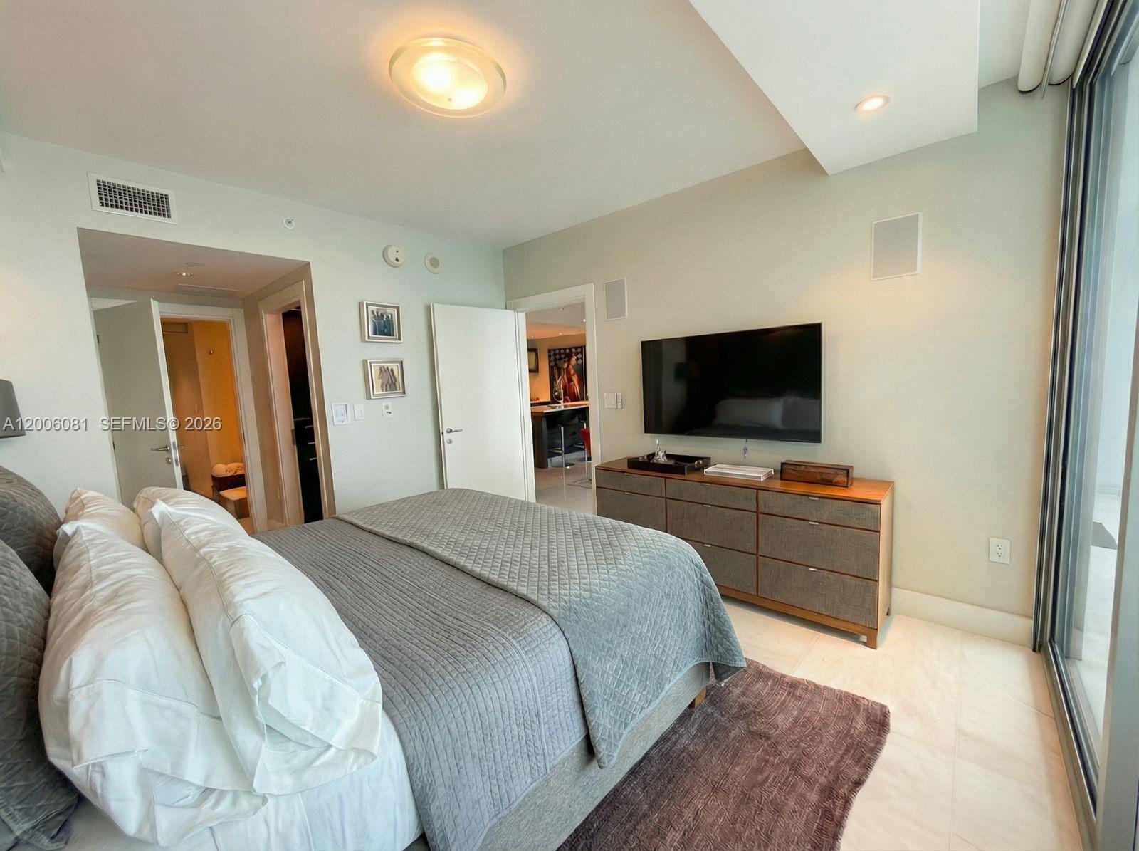 200 Biscayne Blvd Way 4310 Property Photo 14