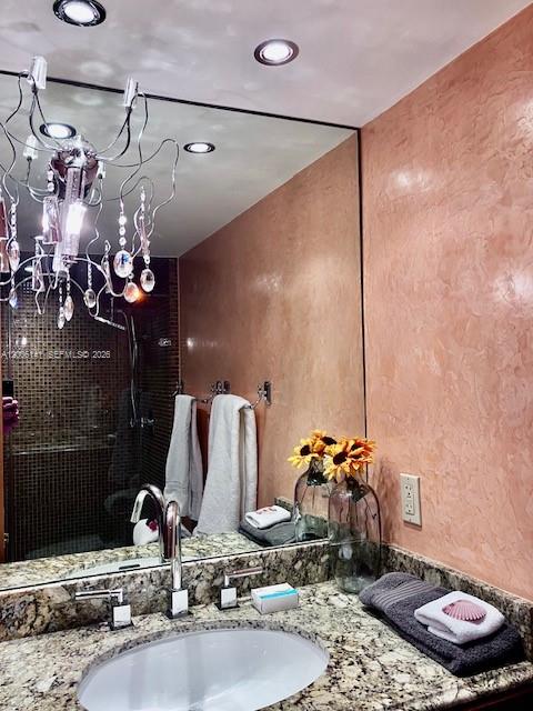 1904 S Ocean Drive 1707 Property Photo 17