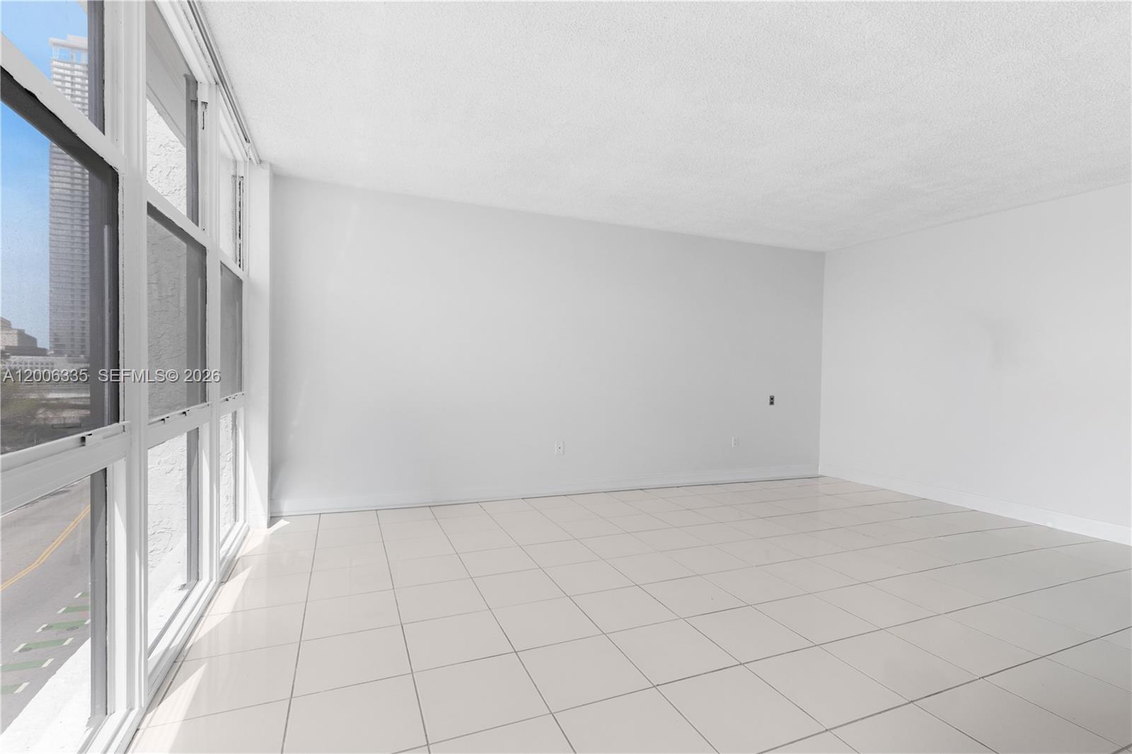 555 Ne 15th Street 501 Property Photo 15