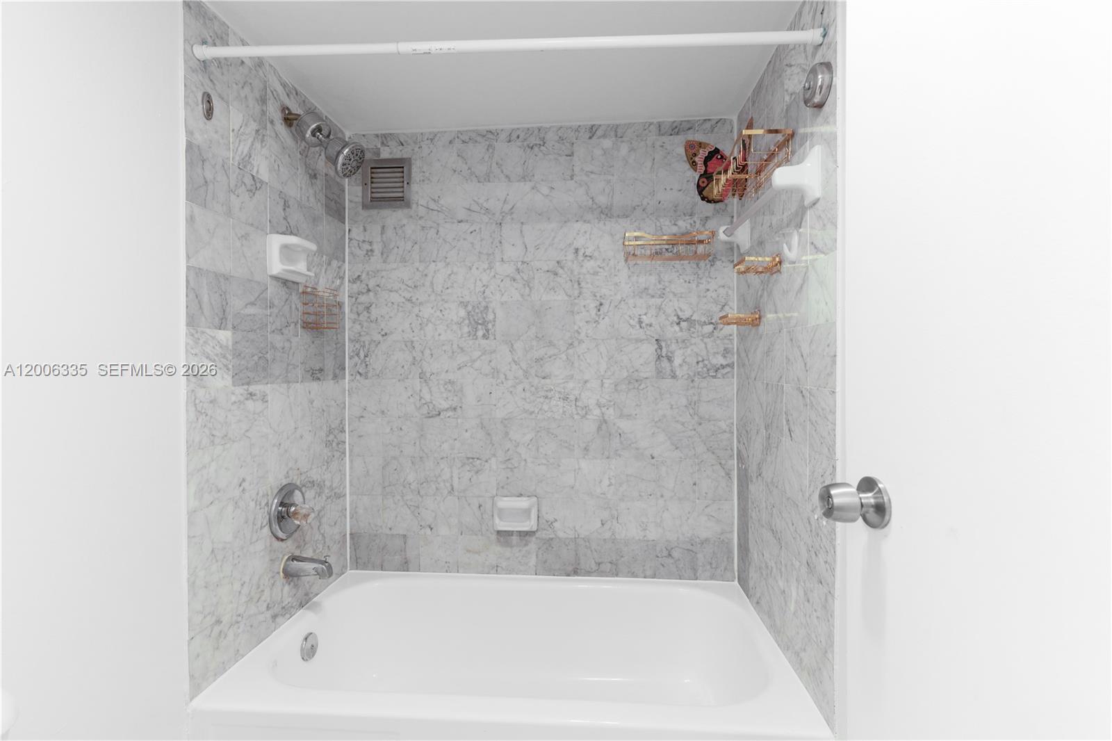 555 Ne 15th Street 501 Property Photo 18