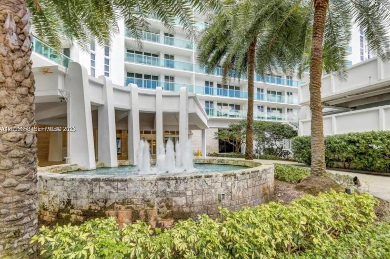 100 Bayview Drive Ph31 Property Photo 1