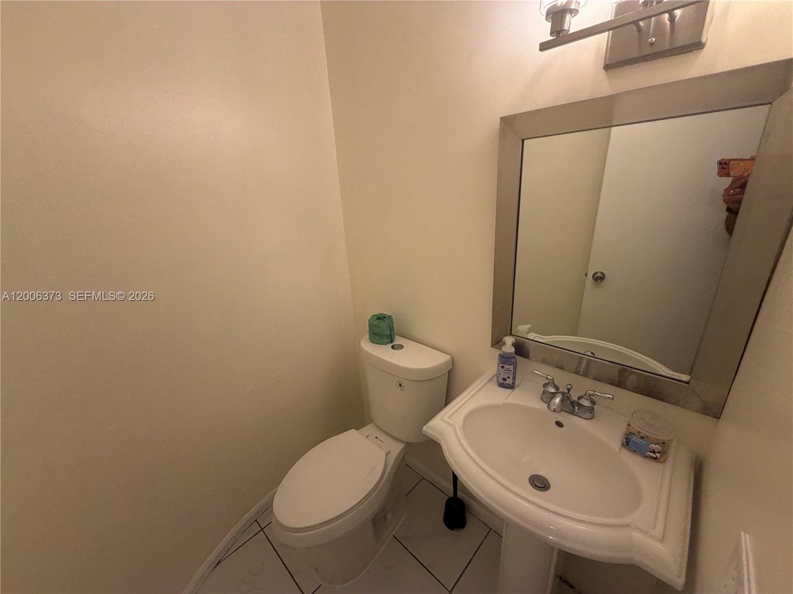 2200 Ne 66th Street 1426 Property Photo 25