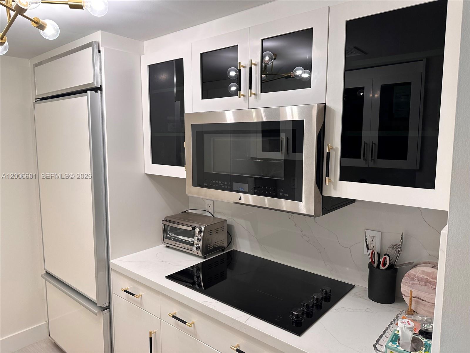 A12006601 Property Photo 11