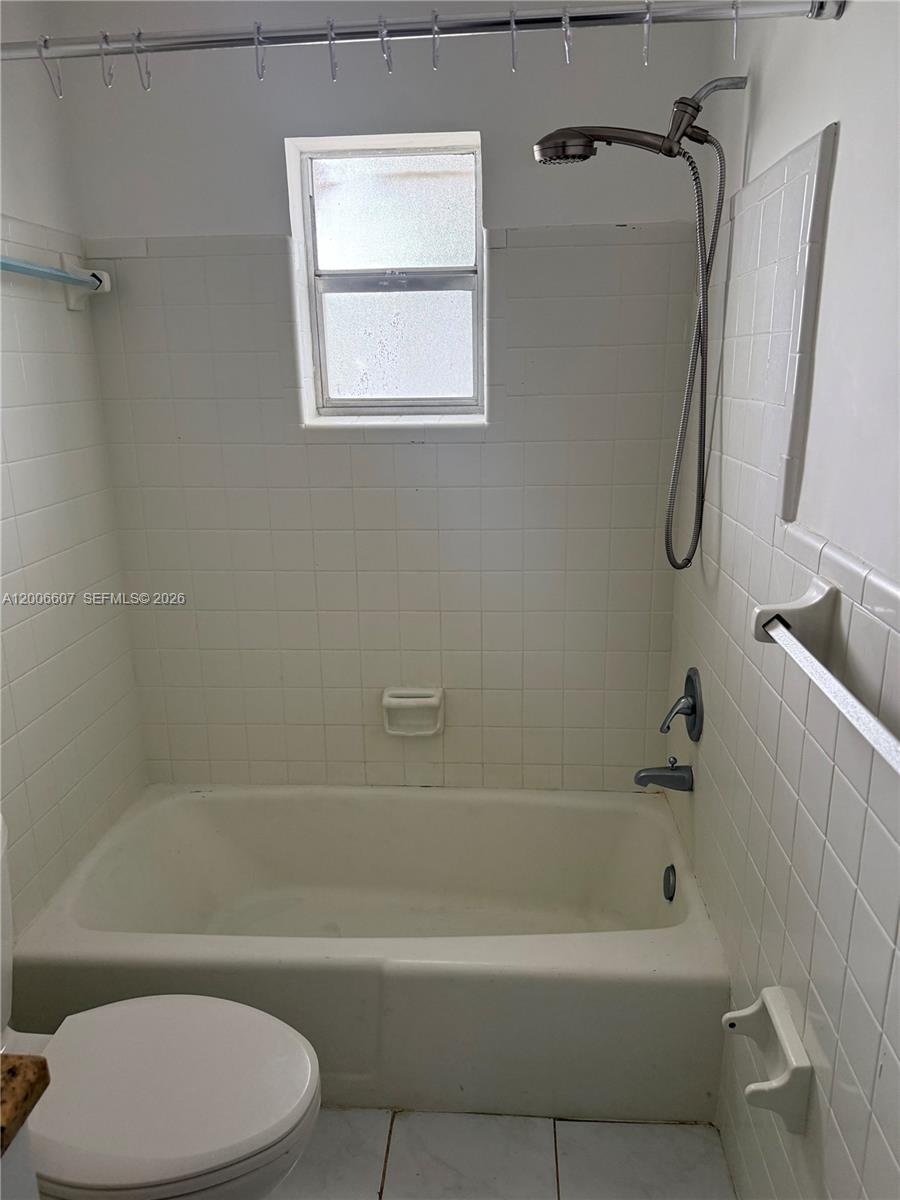 2600 S Ocean Drive S306 Property Photo 11