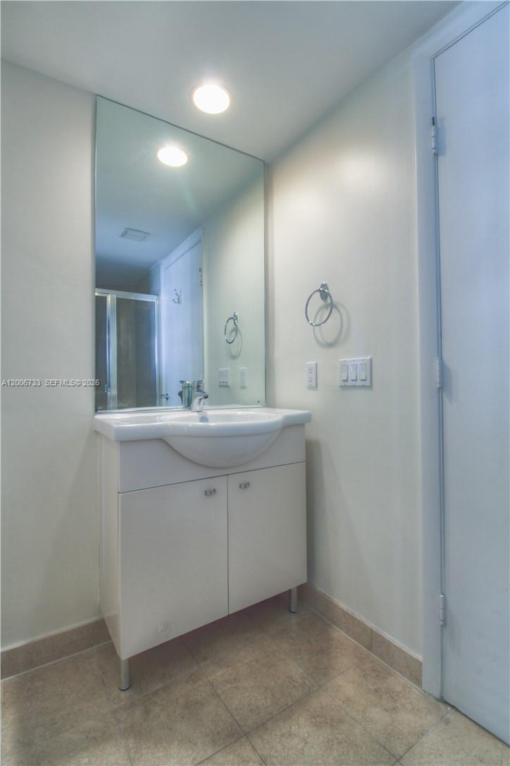 1830 S Ocean Drive 1708 Property Photo 12