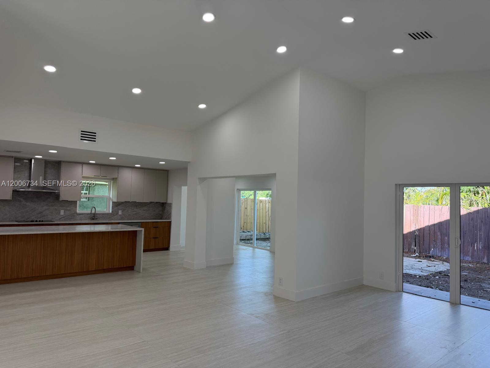 7917 Chula Vista Crescent Property Photo 6
