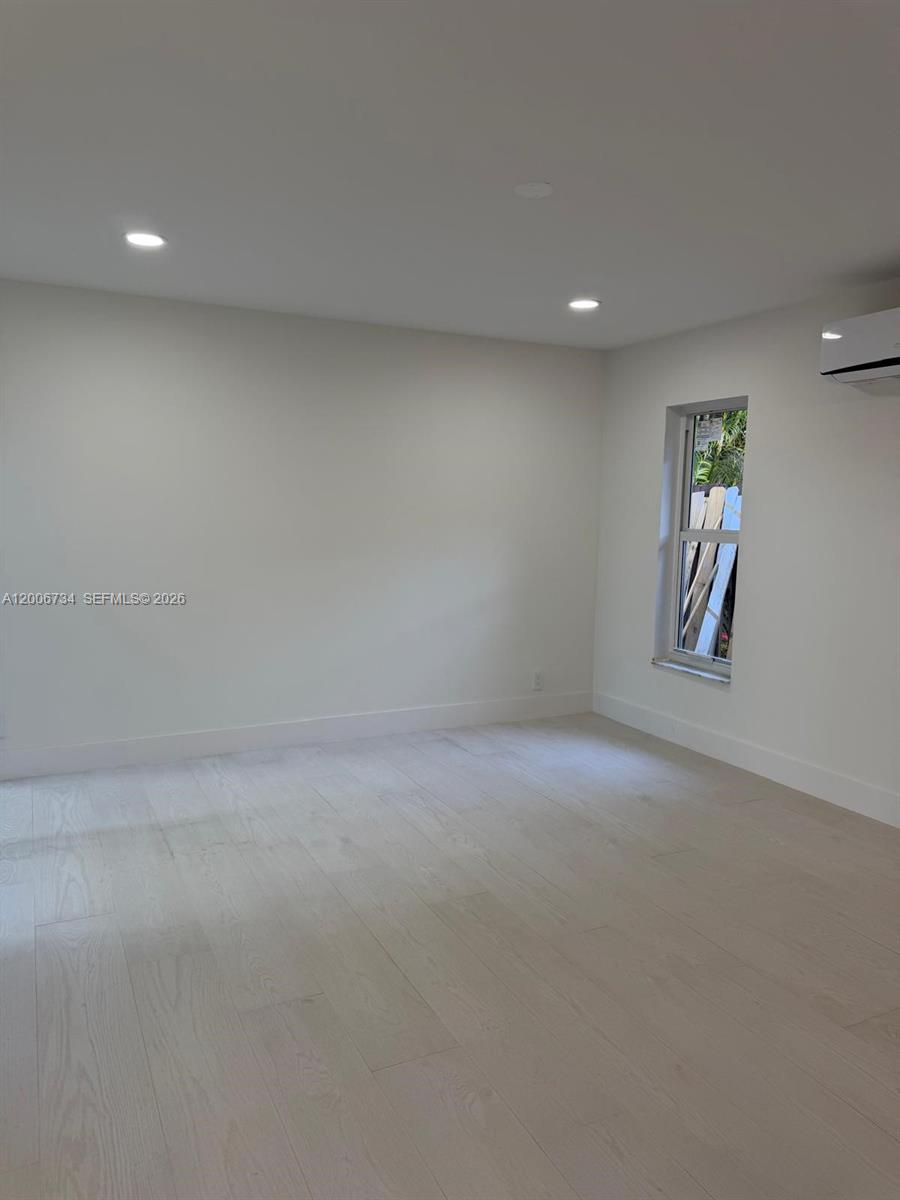 7917 Chula Vista Crescent Property Photo 16