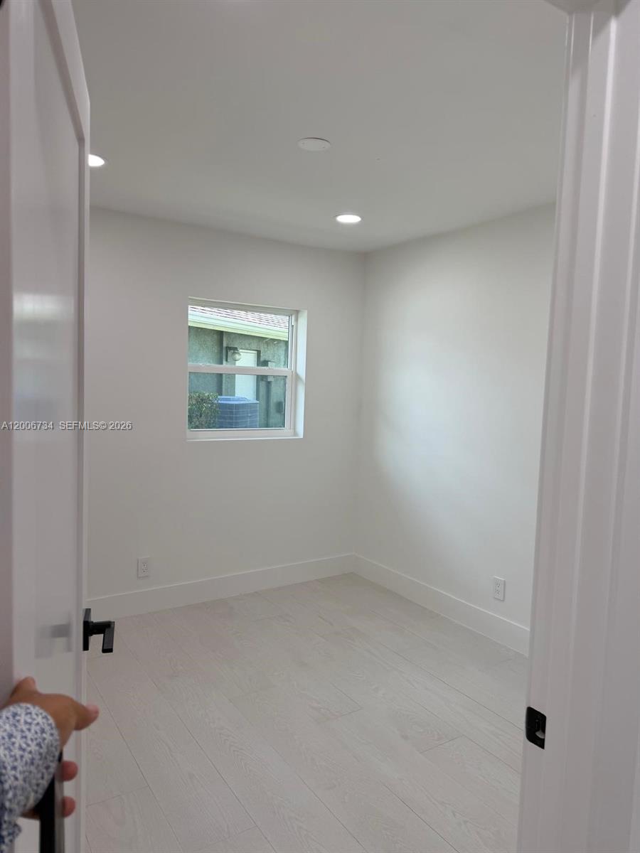 7917 Chula Vista Crescent Property Photo 25