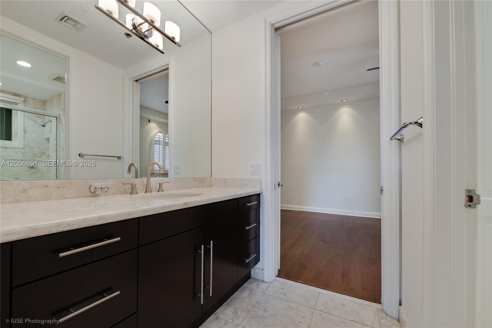 13643 Deering Bay Drive 146 Property Photo 14