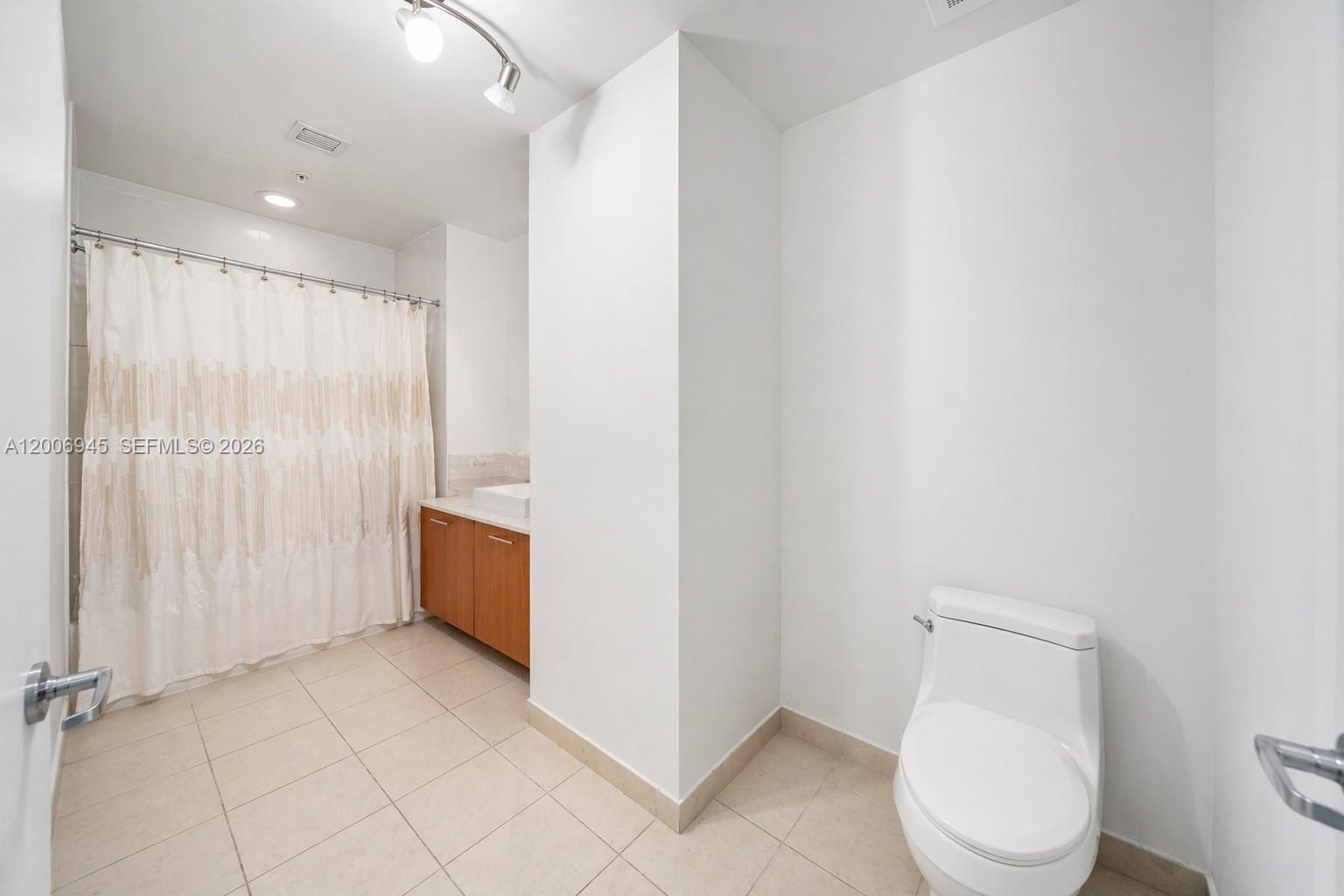3301 Ne 1st Avenue M0308 Property Photo 10