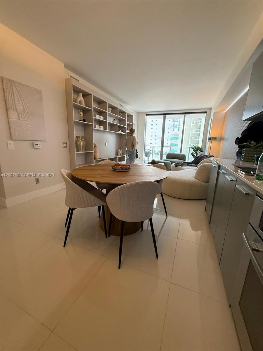 1300 Brickell Bay Drive 604 Property Photo 11