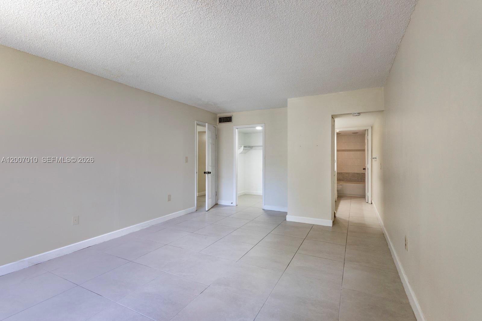 10855 Sw 112th Avenue 211 Property Photo 9