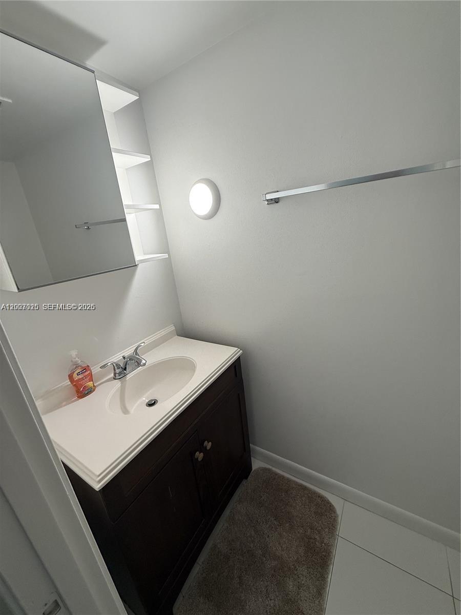 300 Diplomat Parkway 712 Property Photo 3