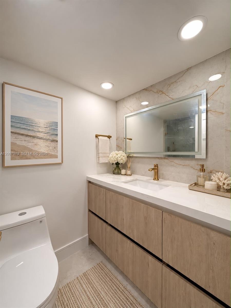 3410 Galt Ocean Drive 901n Property Photo 8