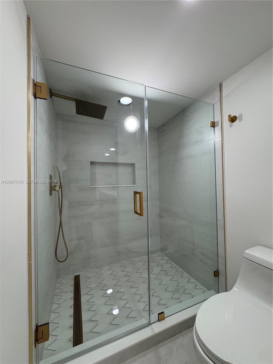 3410 Galt Ocean Drive 901n Property Photo 11