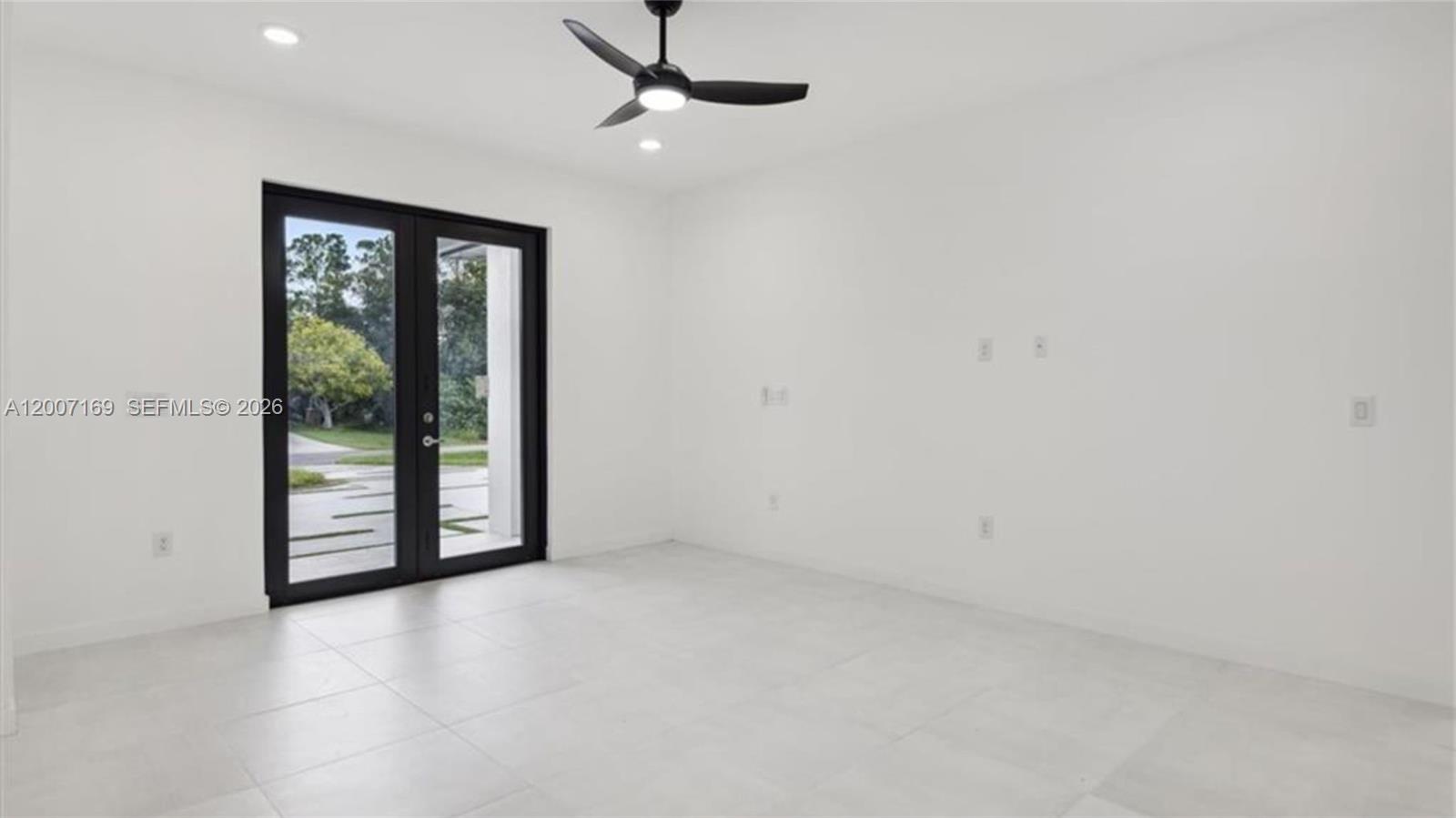 1006 Hamilton Property Photo 8